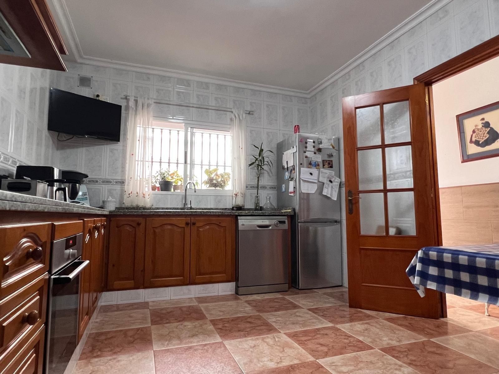Cuina de Casa o xalet en venda en Algeciras