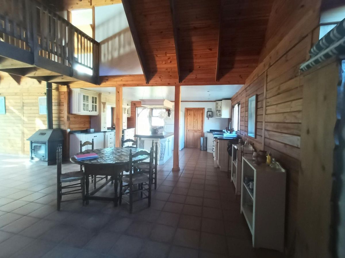 Cuina de Finca rústica en venda en Mijas amb Jardí privat, Terrassa i Traster