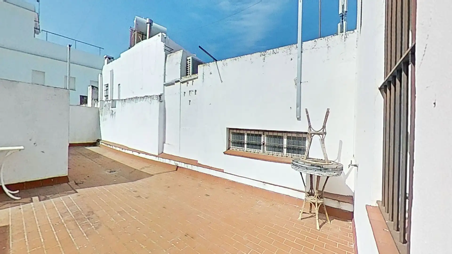 Local comercial en venta en Centro - Calzada - Cabo Noval, imagen 3