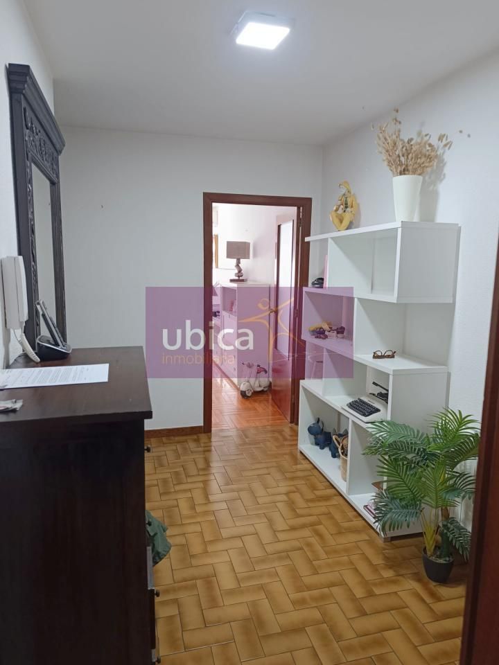 Pis en venda en Vigo  amb Calefacció, Parquet i Traster