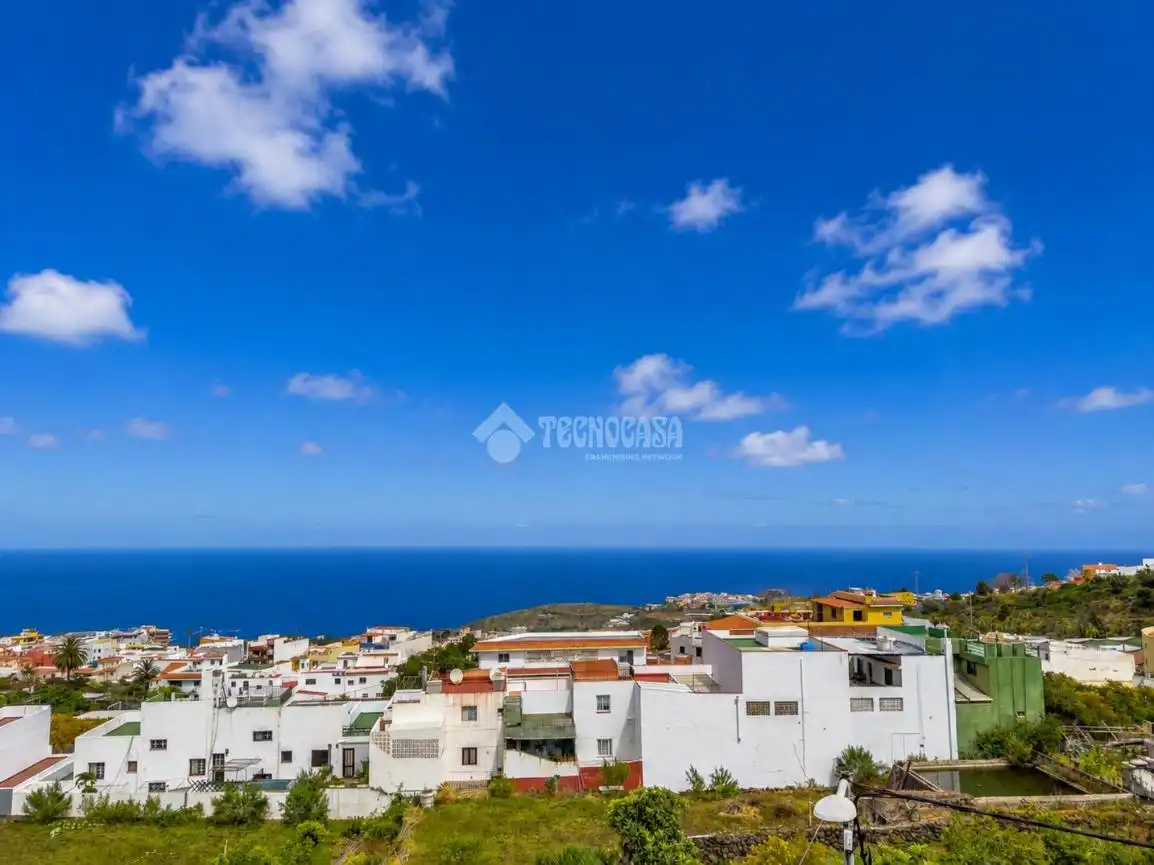 Vista exterior de Casa o xalet en venda en Icod de los Vinos