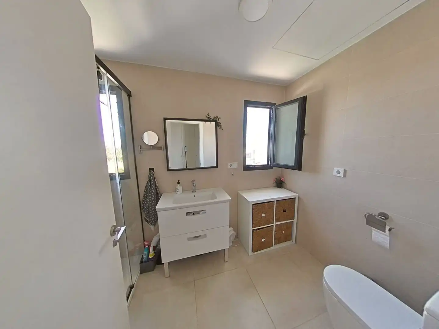 Baño de Casa adosada en venta en Alhaurín de la Torre con Aire acondicionado, Jardín privado y Terraza