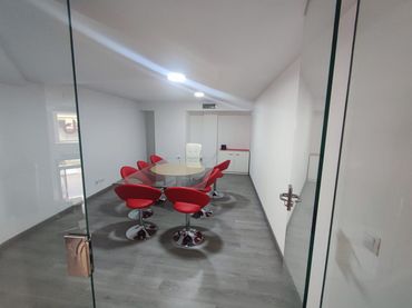 Office space to rent in Calle Don Cristian