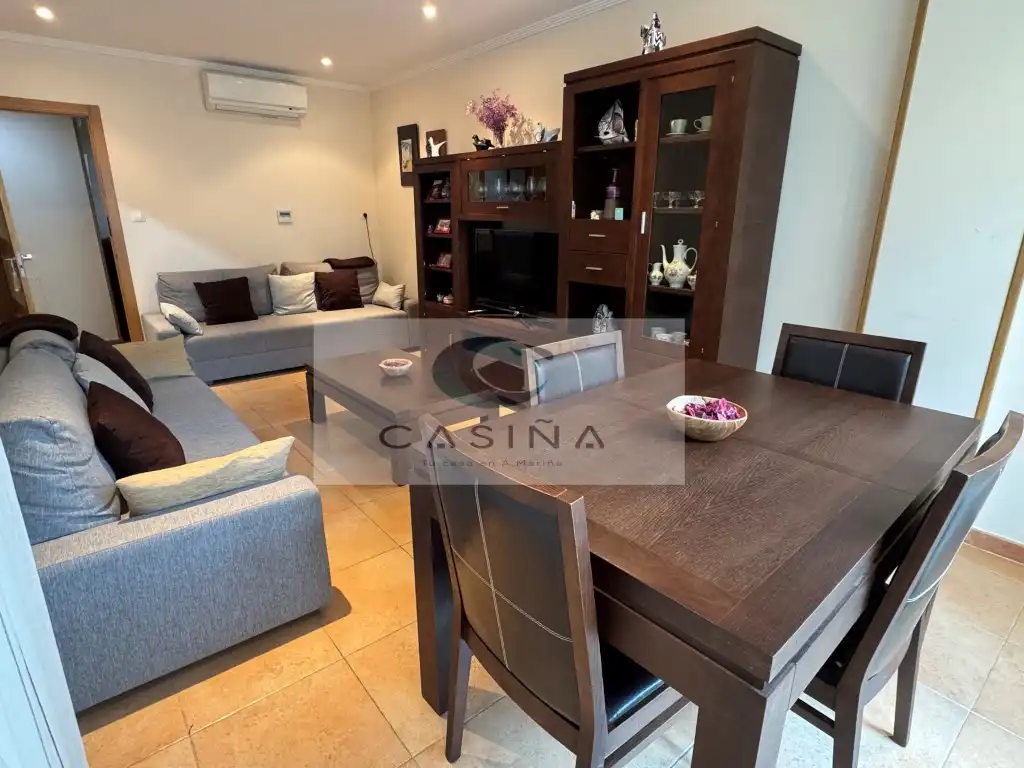 Wohnzimmer von Wohnung zum Verkauf in Foz