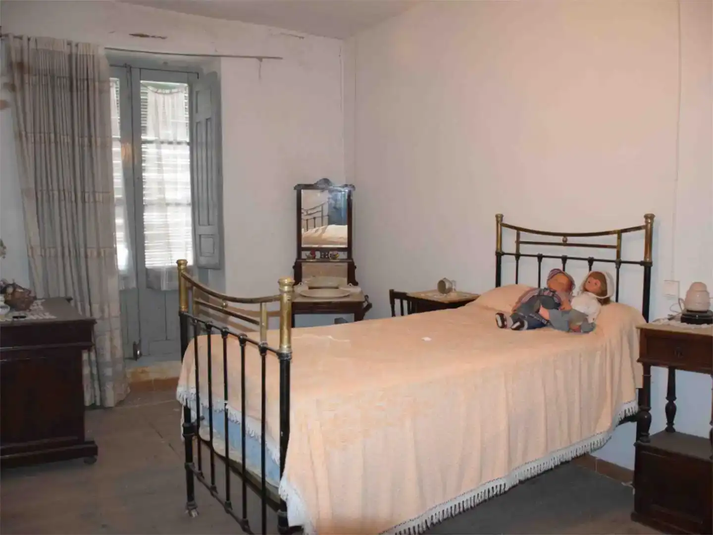 Dormitori de Casa adosada en venda en Cebreros amb Balcó