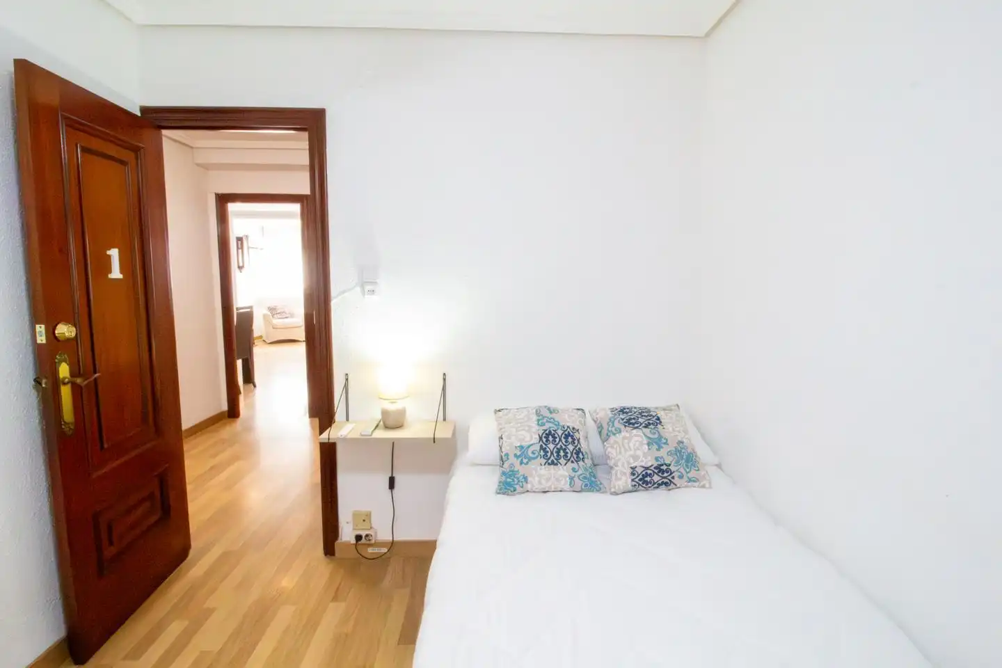 Bedroom of Flat for rent in Valencia  with Air Conditioner and Furnished