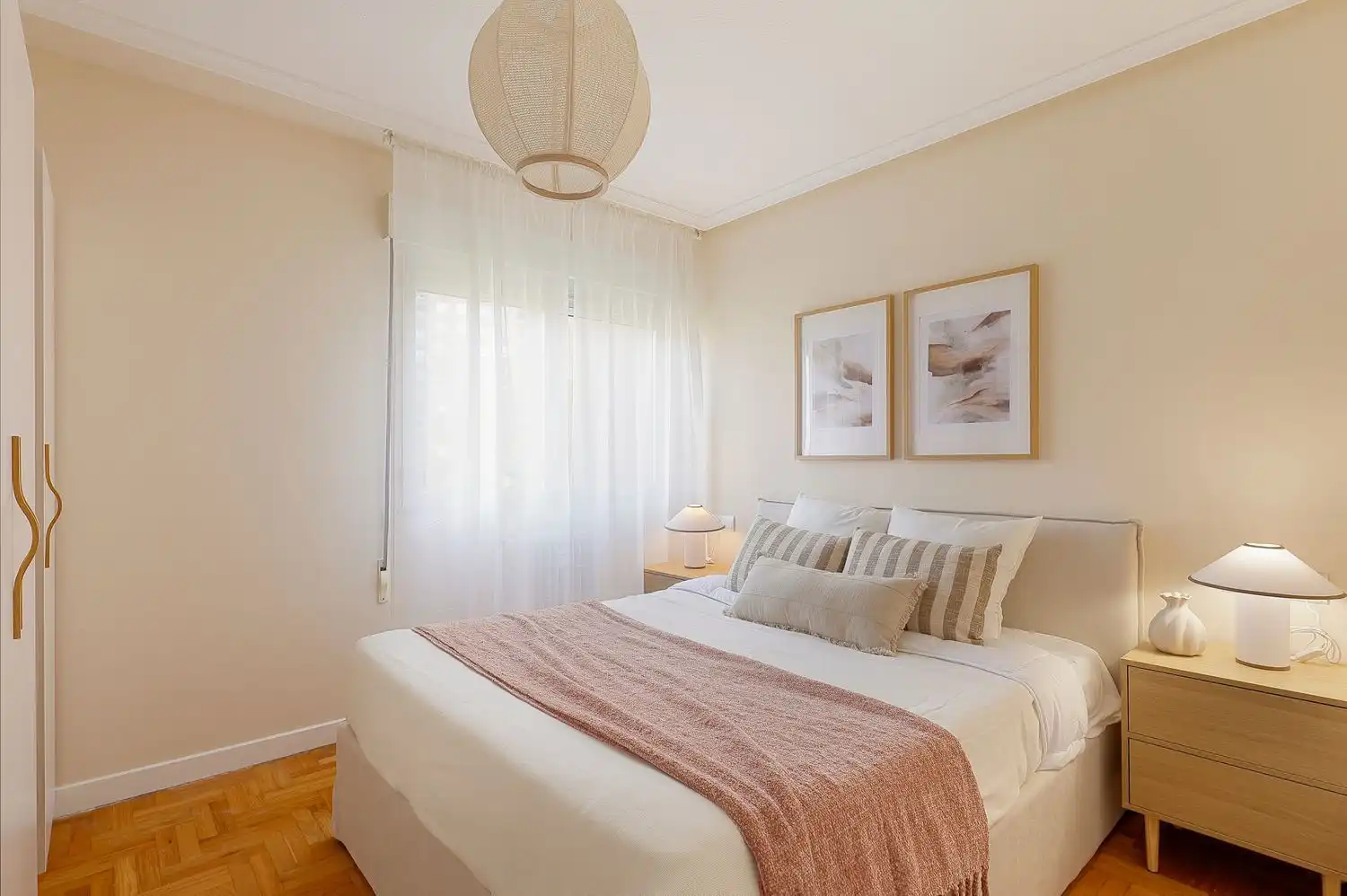 Habitación de Piso de alquiler en Gijón  con Calefacción, Terraza y Trastero