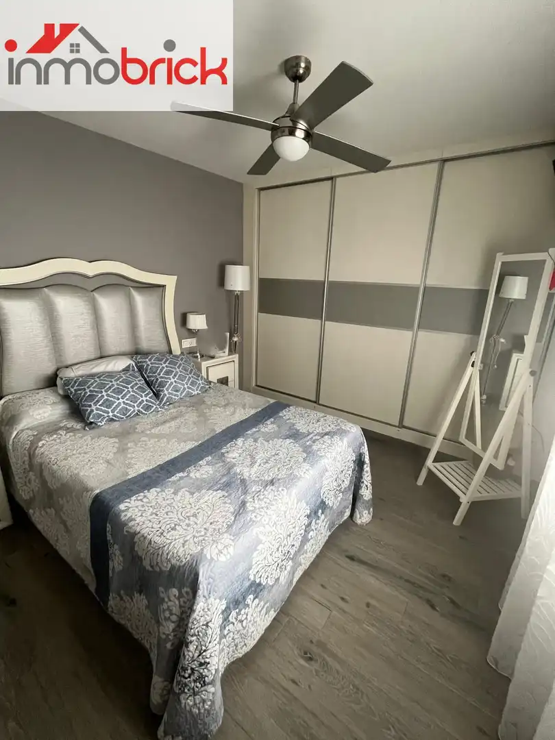 Habitación de Piso en venta en Lucena con Aire acondicionado