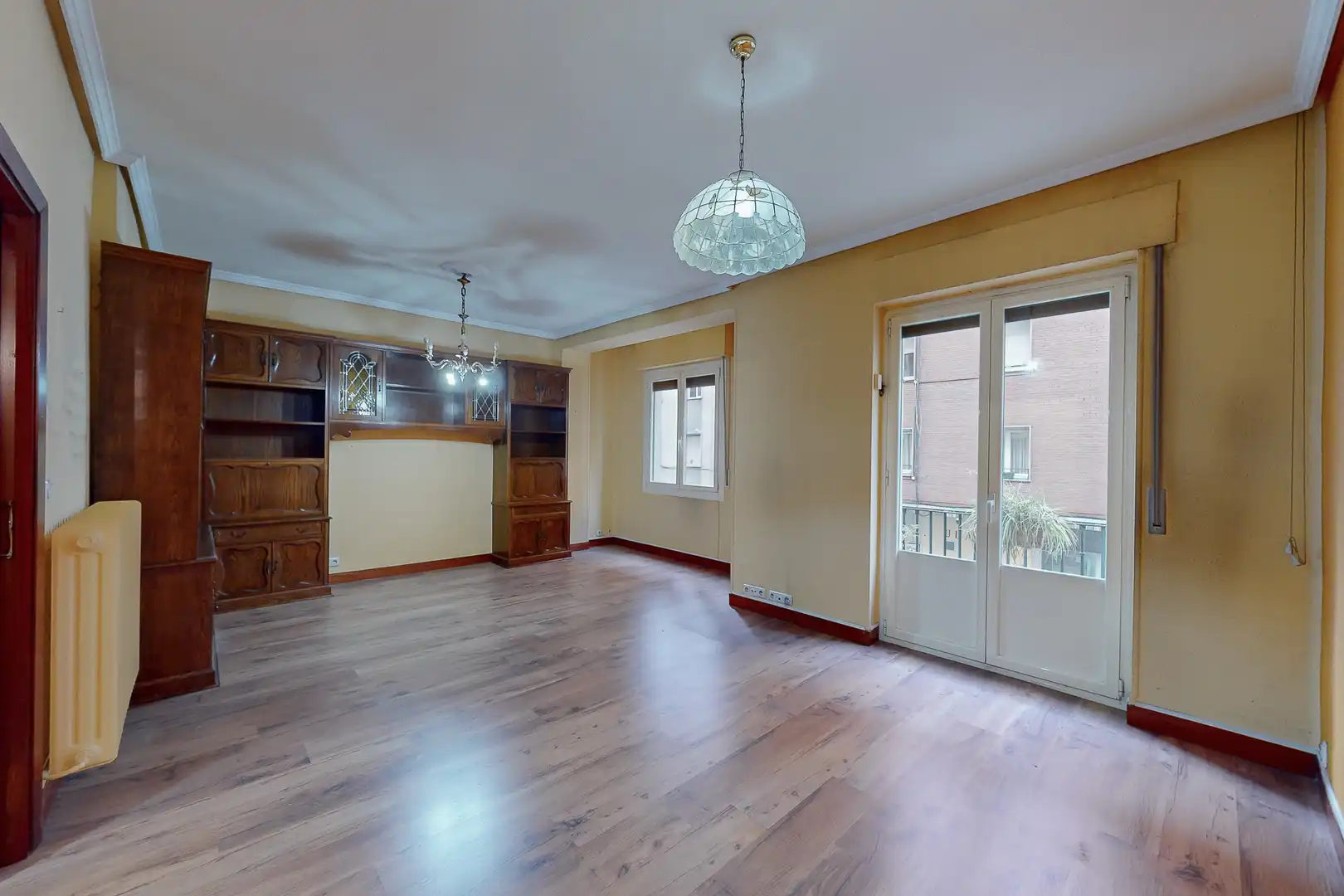 Sala de estar de Piso en venta en  Pamplona / Iruña con Calefacción y Balcón