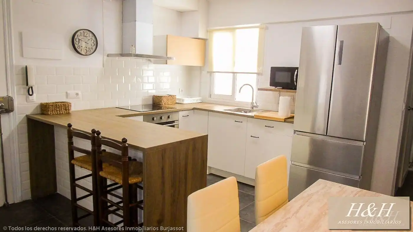 Cocina de Piso para compartir en Burjassot con Aire acondicionado, Amueblado y Balcón