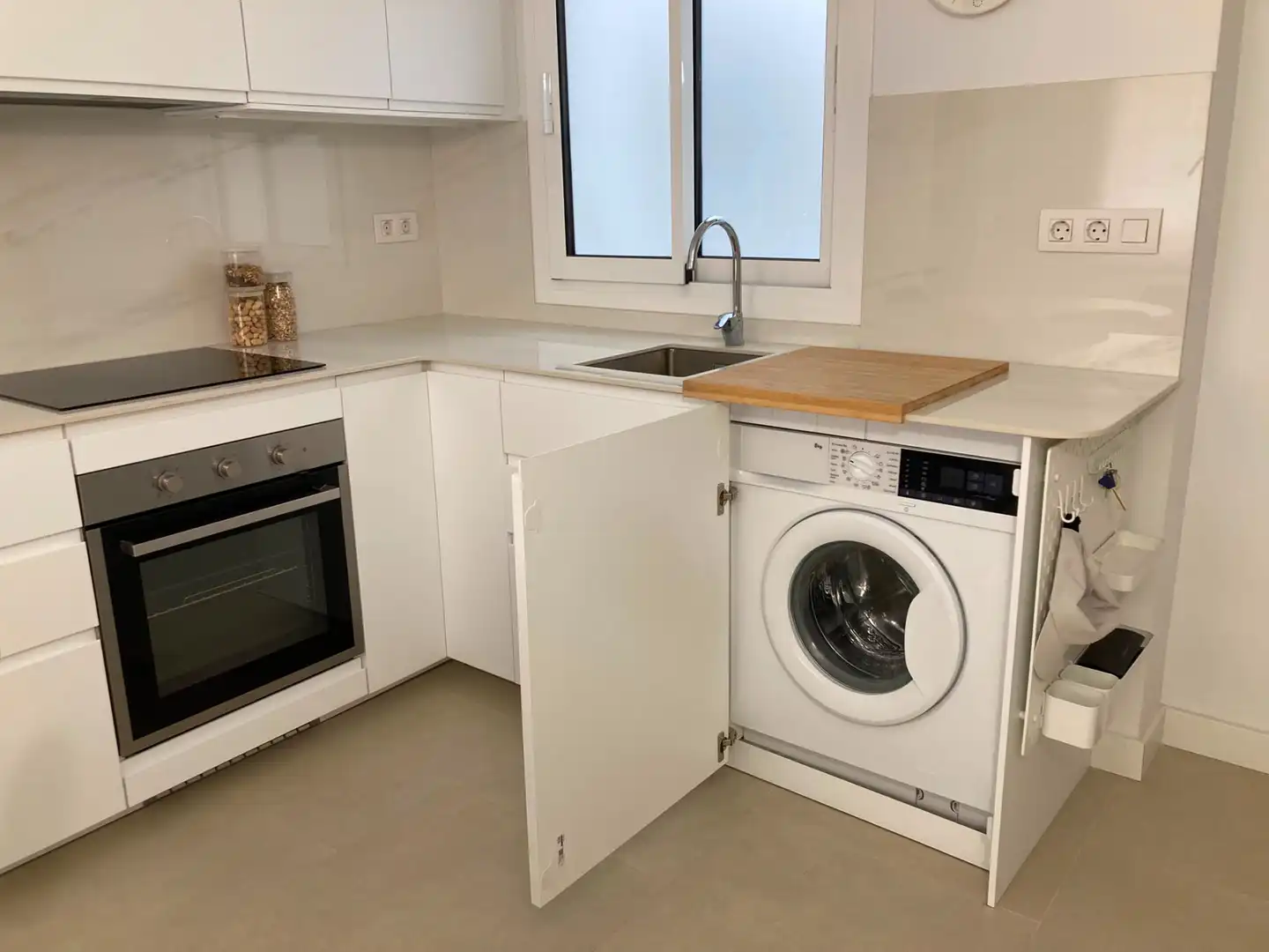 Kitchen of Flat for sale in Barcelona  with Air Conditioner