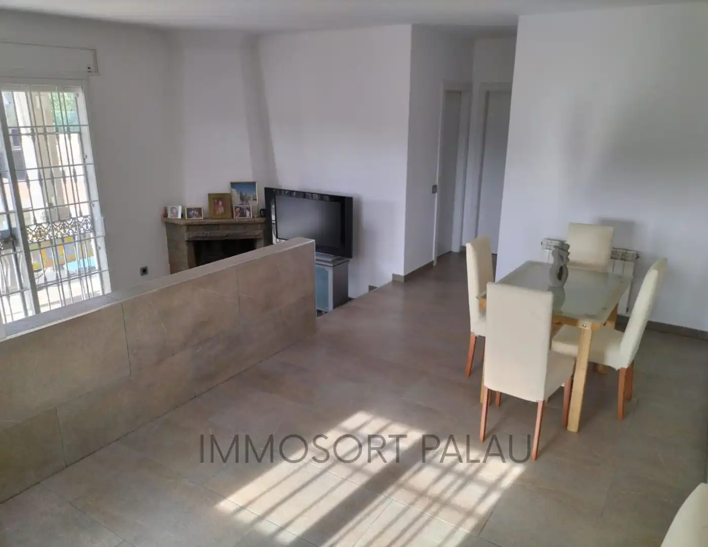 Sala d'estar de Casa o xalet en venda en Lliçà d'Amunt amb Aire condicionat, Jardí privat i Terrassa