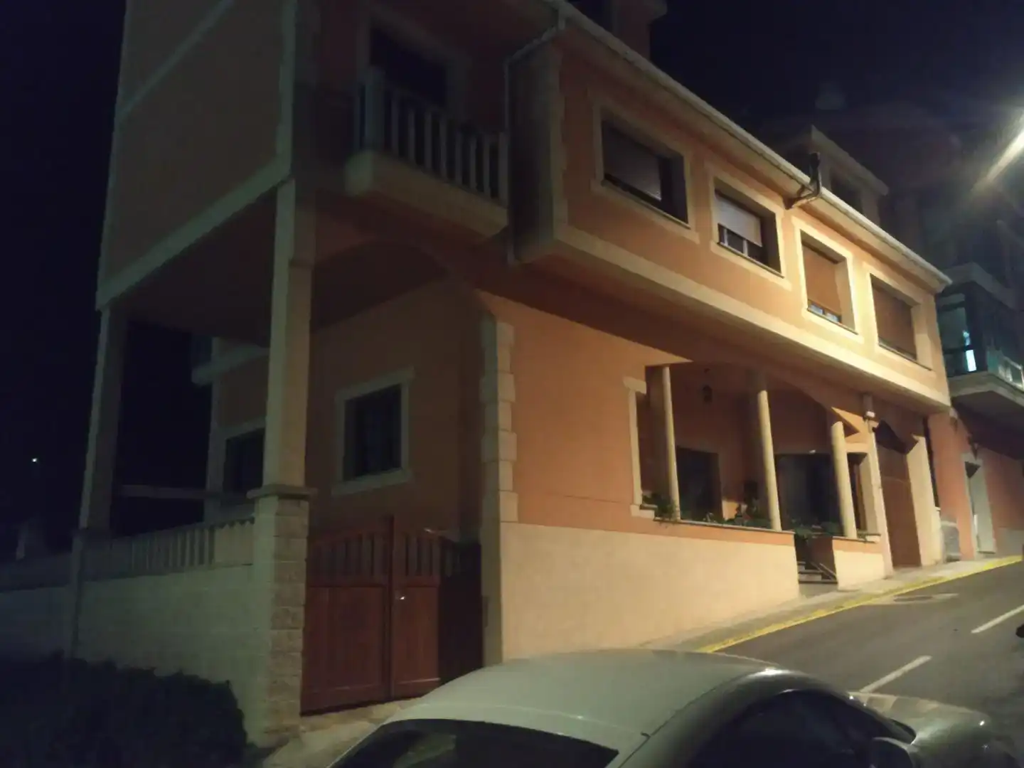 Vista exterior de Casa o chalet en venta en Burela con Parquet, Trastero y Amueblado