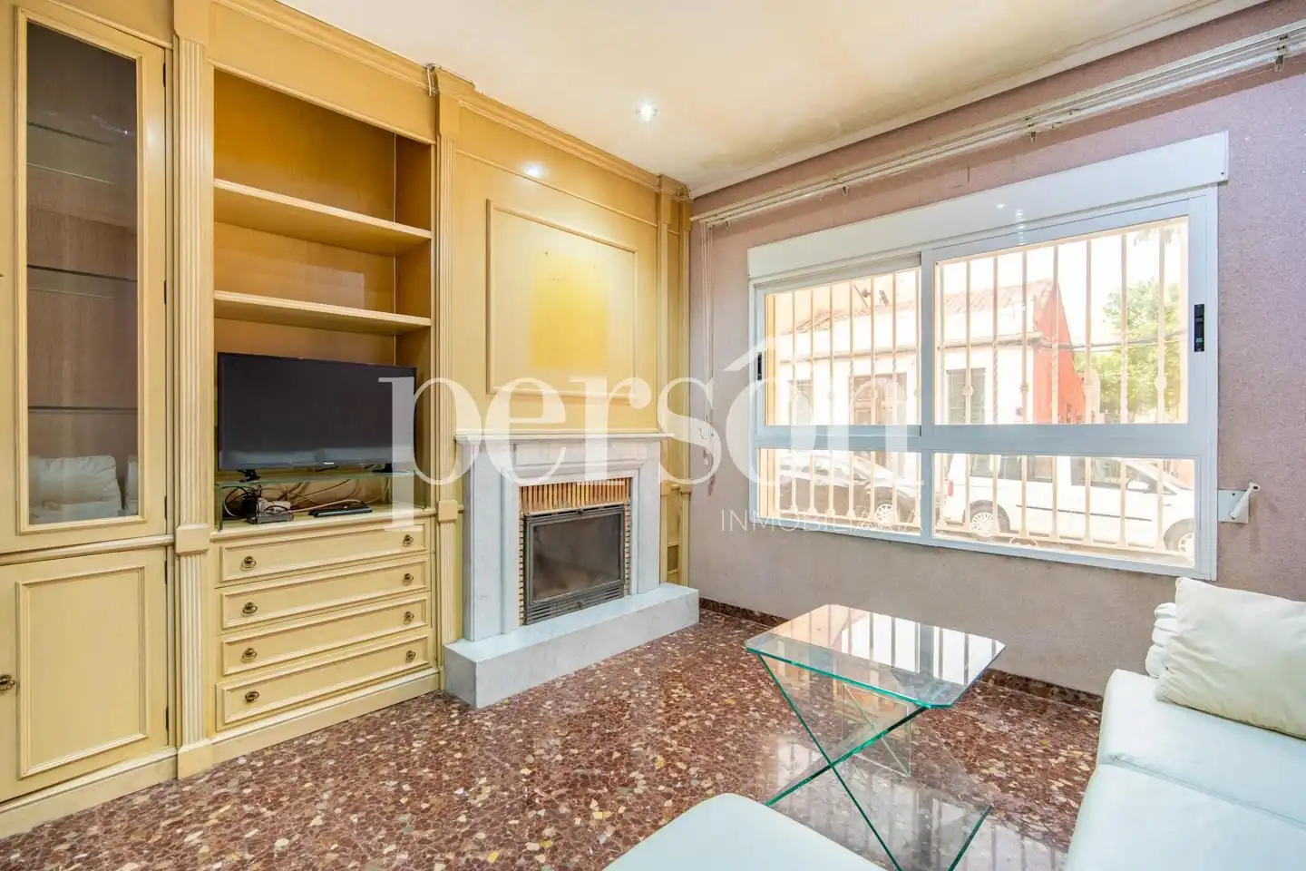 Vista exterior de Casa o xalet en venda en Valencia amb Aire condicionat, Terrassa i Traster
