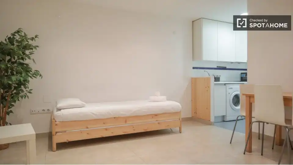 Flat with terrace to rent in Centro, imagen 5
