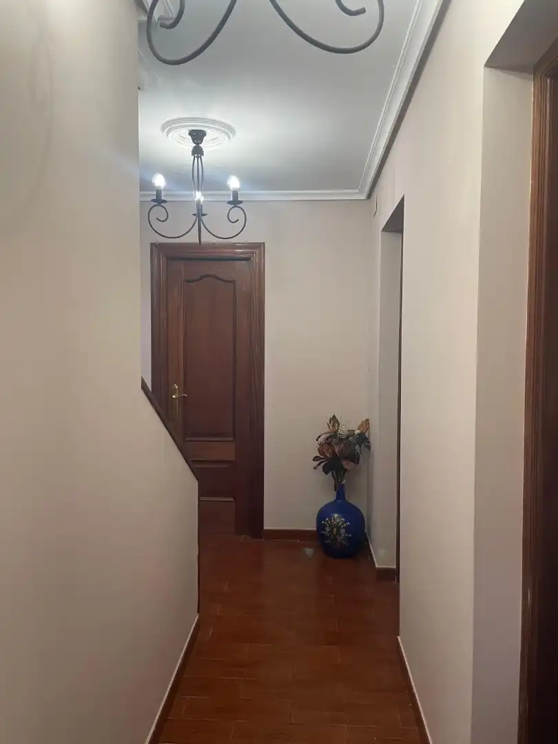 Houses for rent in Voto  with Private garden, Terrace and Furnished