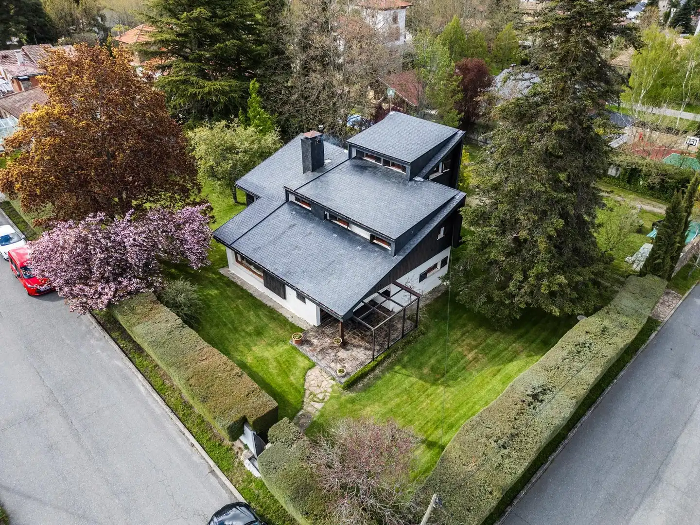 Vista exterior de Casa o chalet en venta en El Espinar con Calefacción, Jardín privado y Terraza