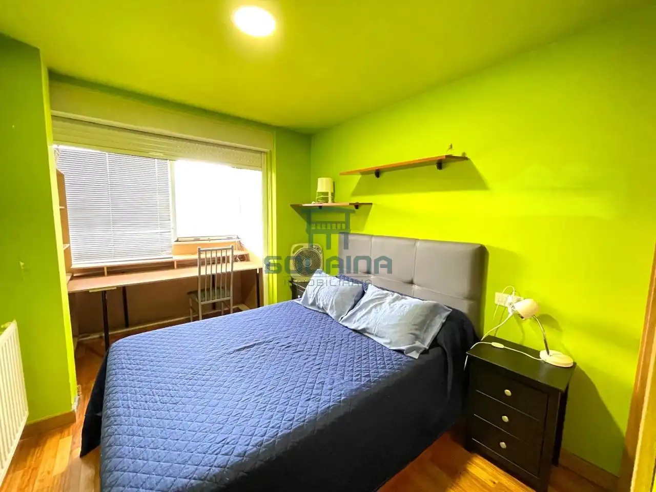 Habitación de Casa adosada en venta en A Arnoia con Calefacción, Jardín privado y Parquet