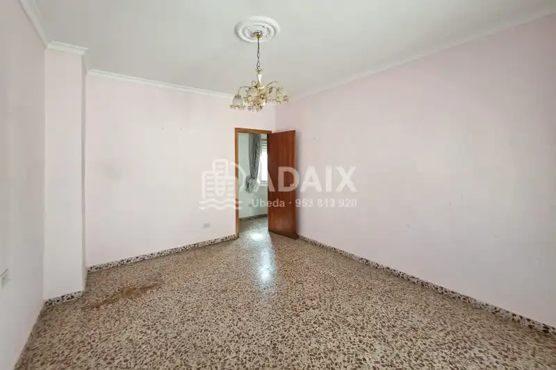 Bedroom of Houses for sale in Úbeda