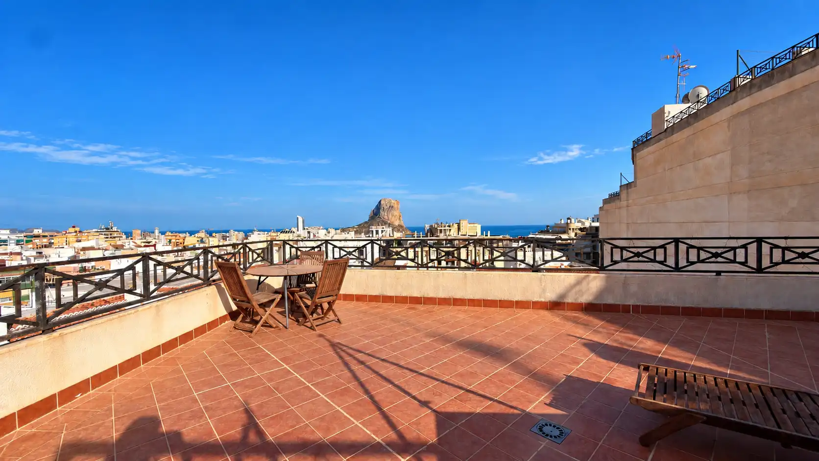 Terrace of Flat for sale in Calpe / Calp  with Air Conditioner, Terrace and Storage room