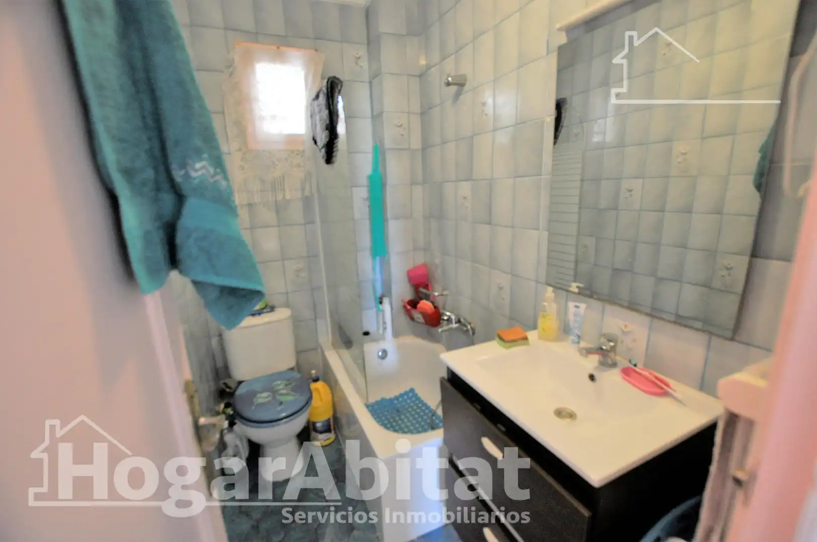 Baño de Piso en venta en Valencia con Aire acondicionado, Calefacción y Amueblado