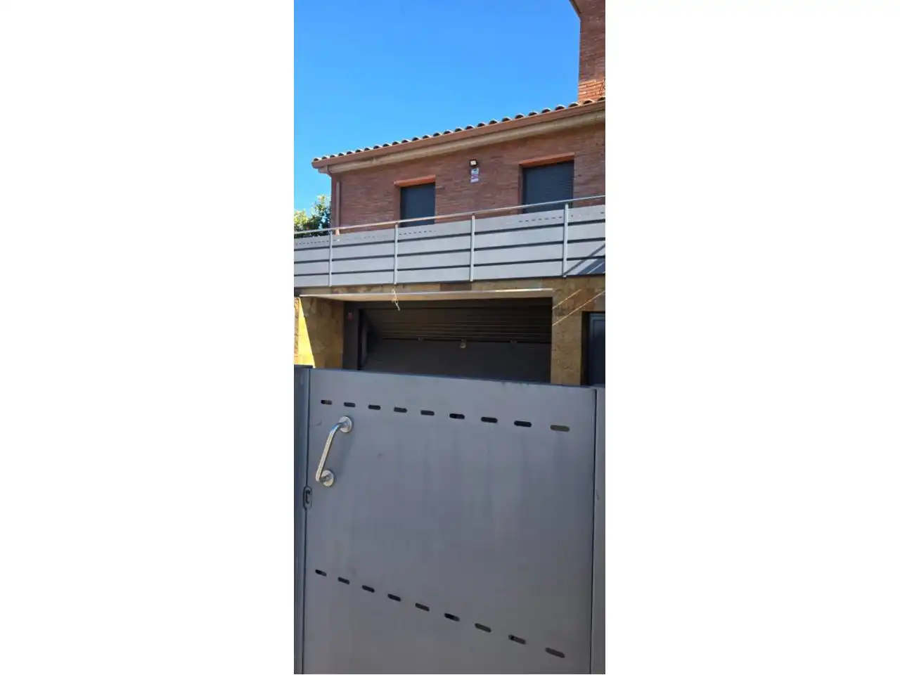 Vista exterior de Casa o chalet en venta en La Roca del Vallès con Aire acondicionado, Calefacción y Jardín privado