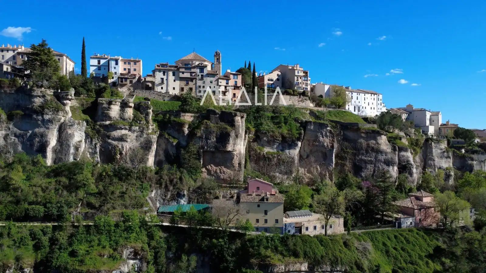 Exterior view of Buildings for sale in Cuenca