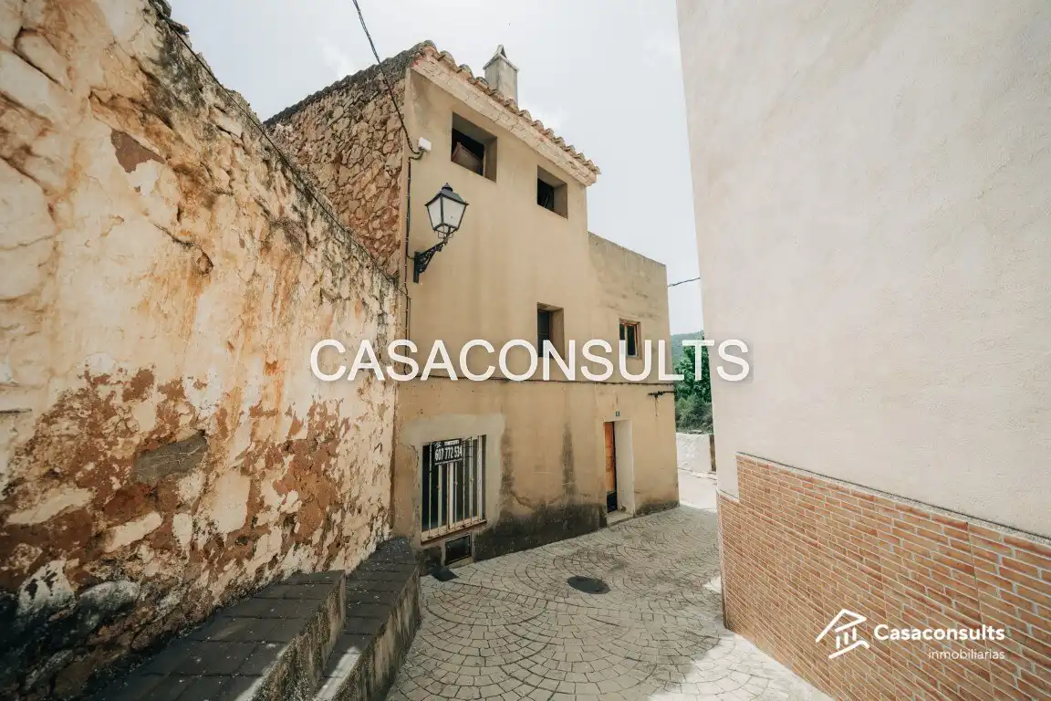 Vista exterior de Casa o chalet en venta en Figueroles con Terraza, Amueblado y Balcón