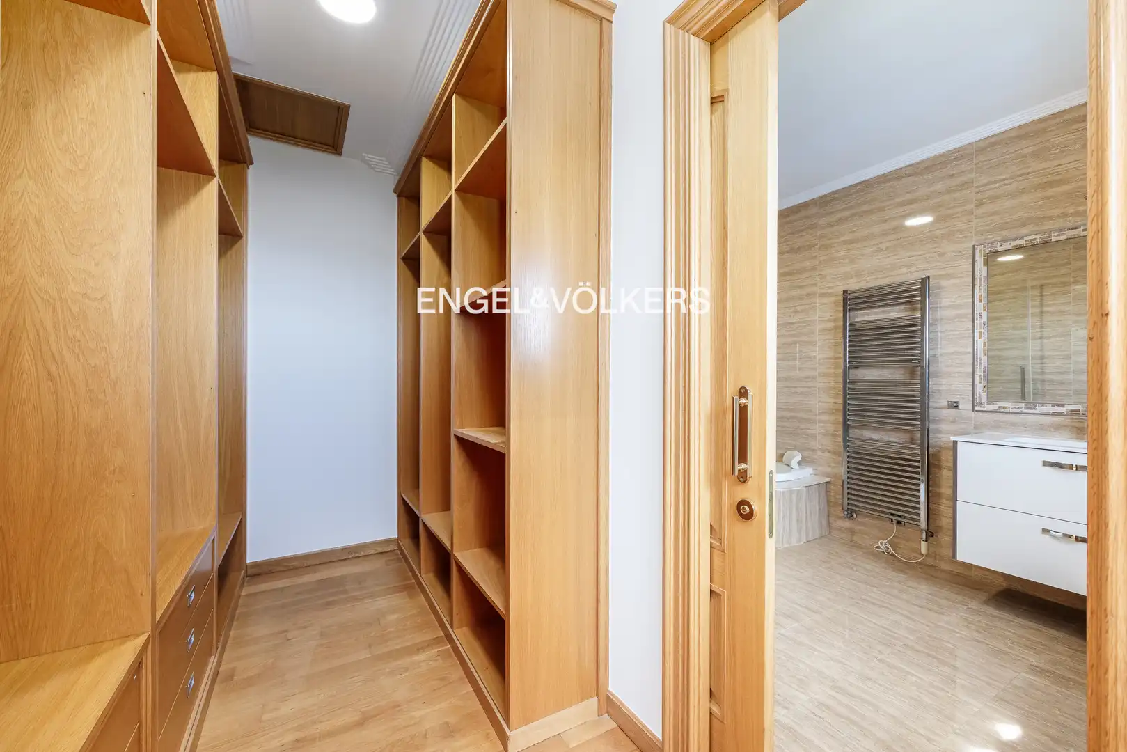 Casa o chalet en venta en Nigrán con Calefacción, Jardín privado y Piscina