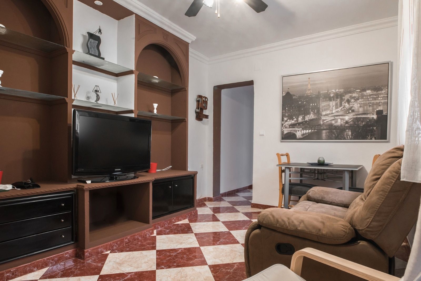 Sala d'estar de Pis de lloguer en Málaga Capital amb Moblat, Rentadora i Microones