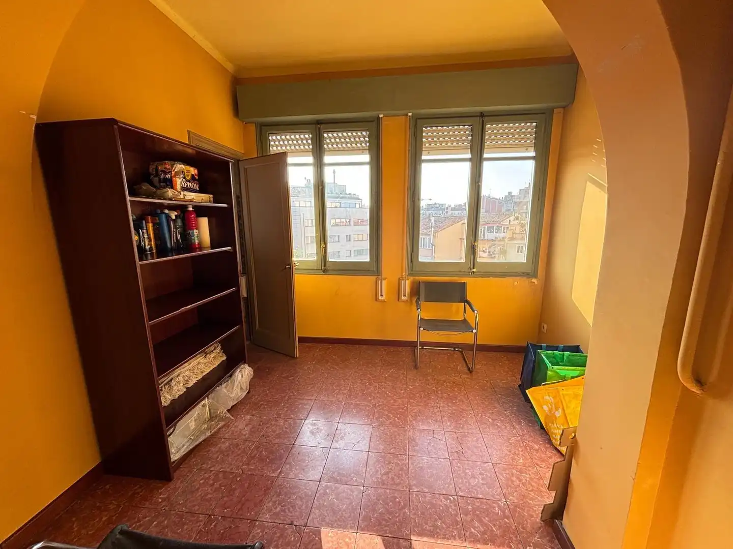 Bedroom of Flat for sale in Girona  with Air Conditioner