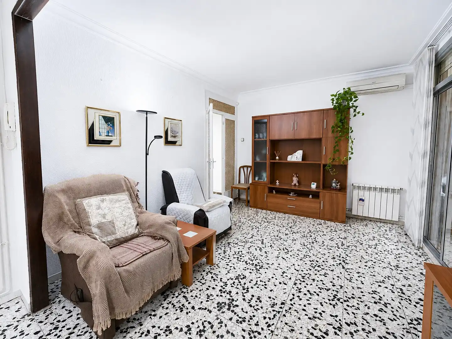 Flat with lift for sale in Carrer de Batista i Roca, imagen 3