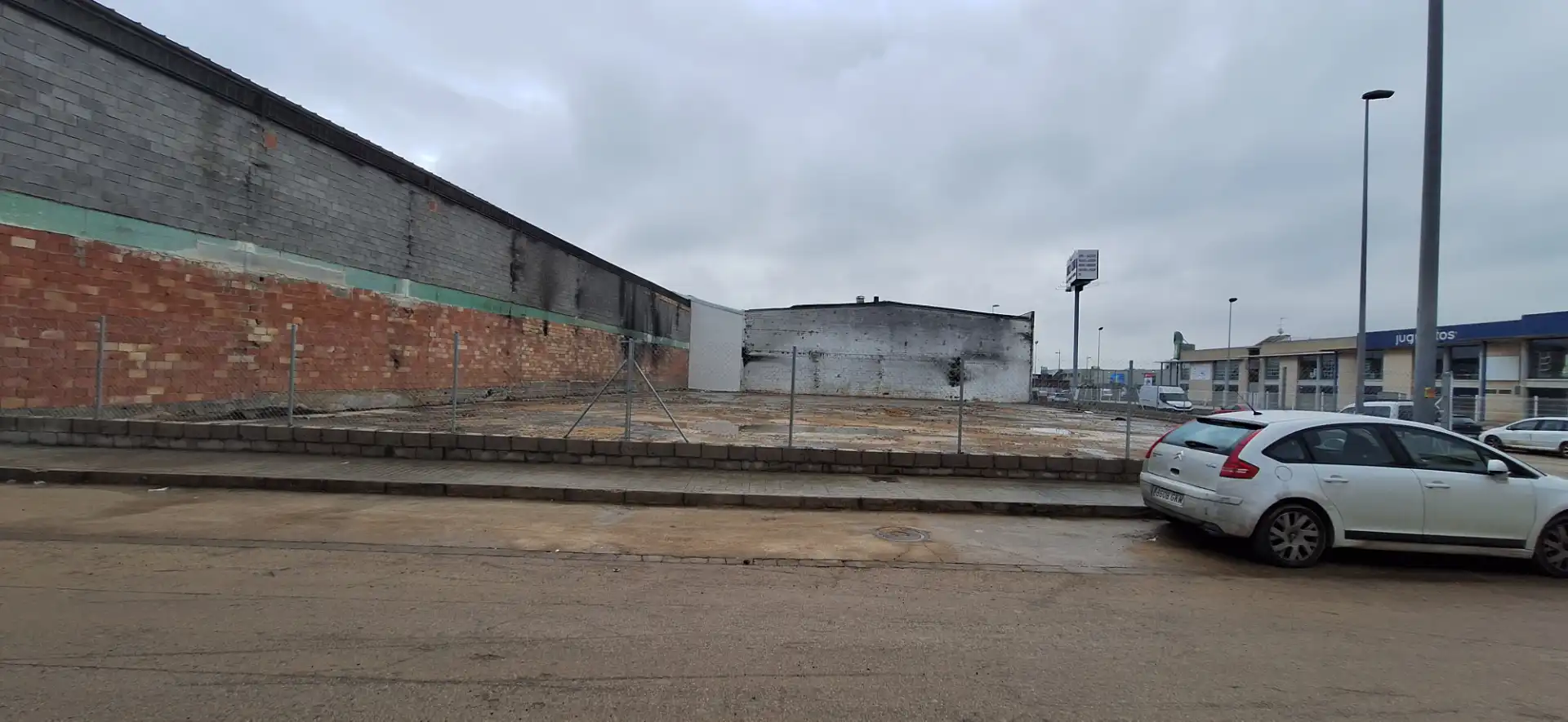 Außenansicht von Fabrik Grundstücke zur Miete in Alfafar