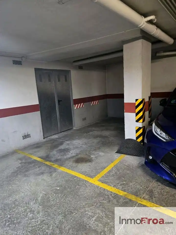 Parking de Garaje en venta en Serra
