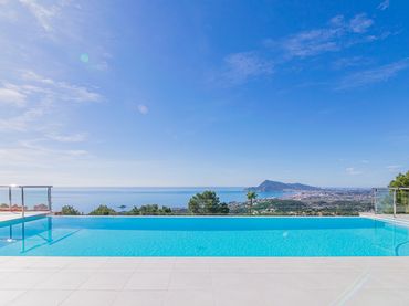 Chalet con balcón en venta en Altea la Vella