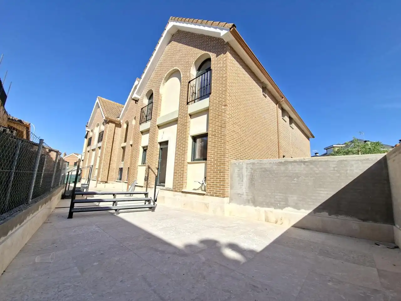 Vista exterior de Loft en venta en El Casar con Aire acondicionado y Trastero