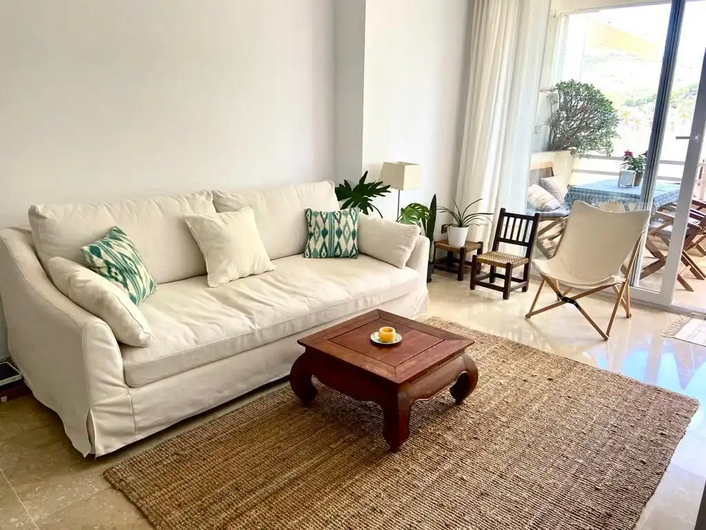 Sala d'estar de Apartament de lloguer en Andratx amb Moblat, Balcó i Piscina comunitària