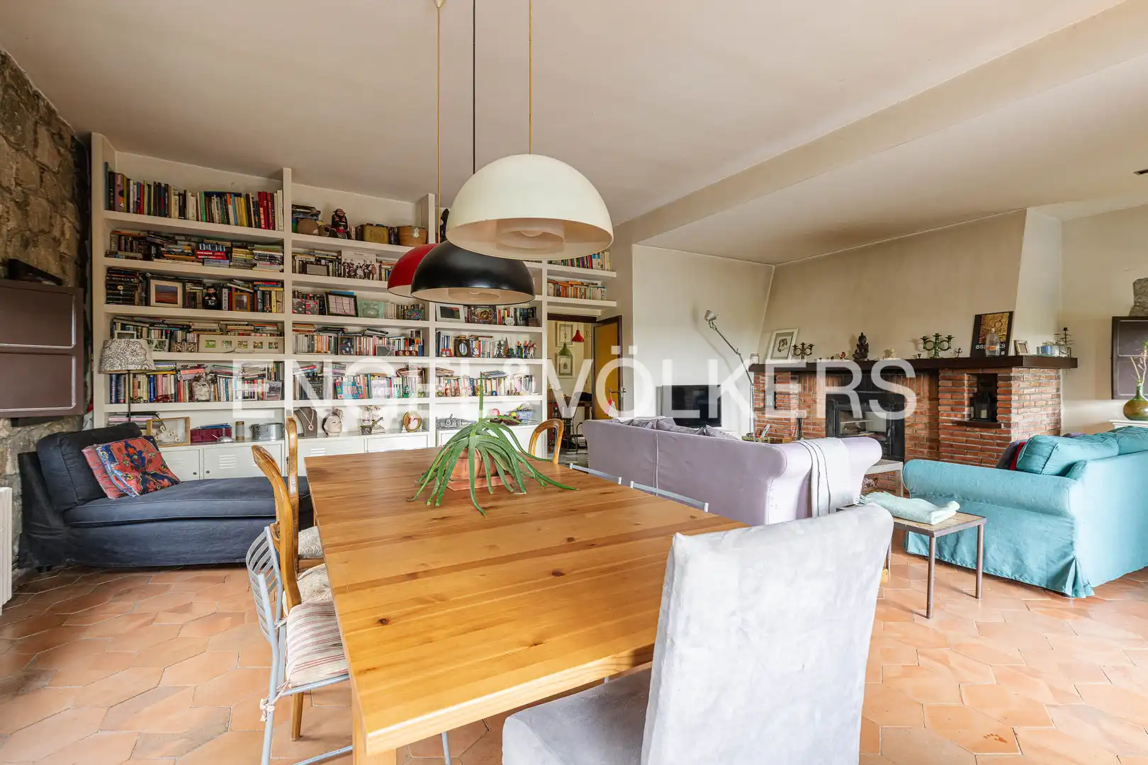 Sala d'estar de Casa o xalet en venda en Galapagar amb Calefacció, Jardí privat i Terrassa