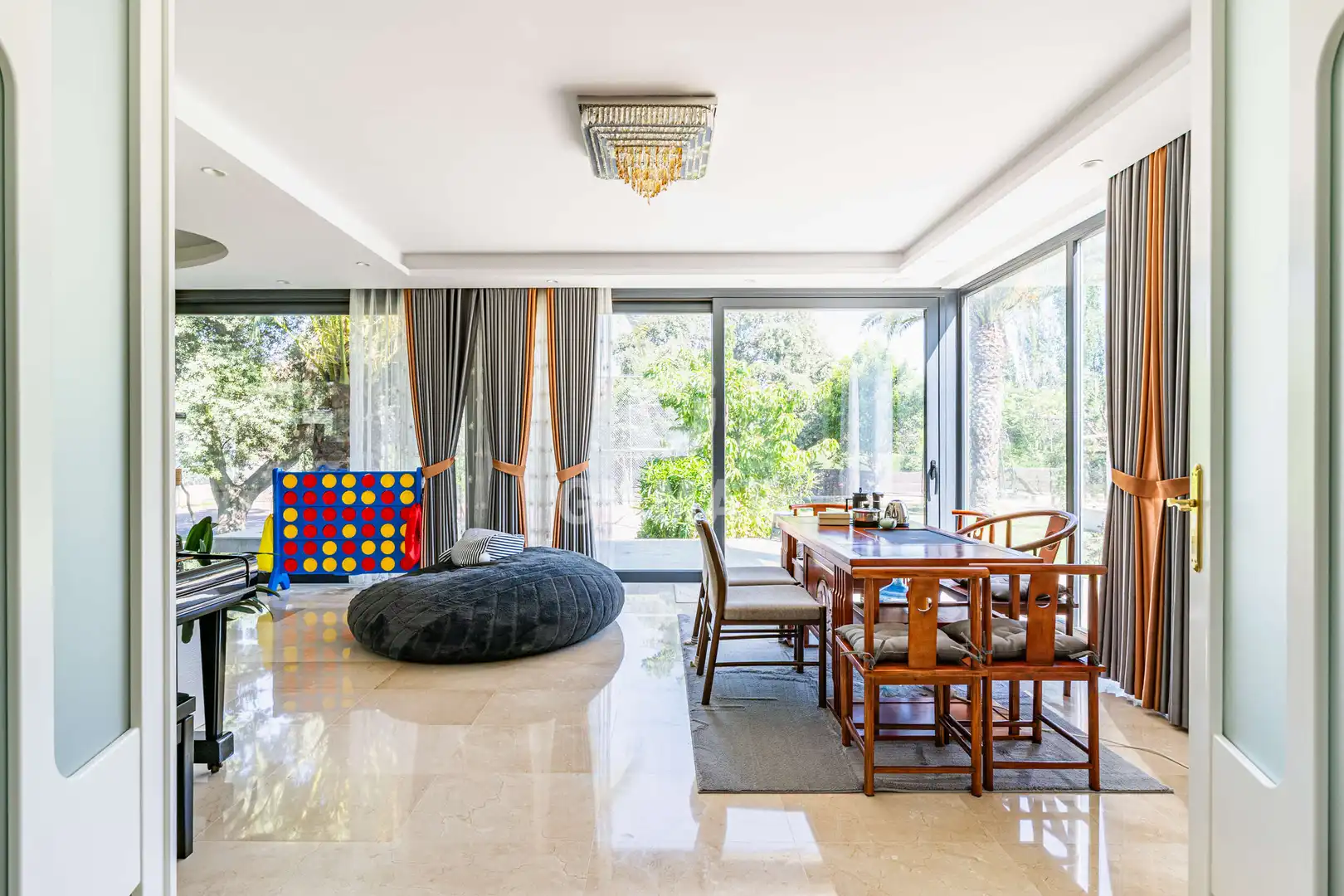 Comedor de Casa o chalet en venta en Boadilla del Monte con Calefacción, Jardín privado y Piscina