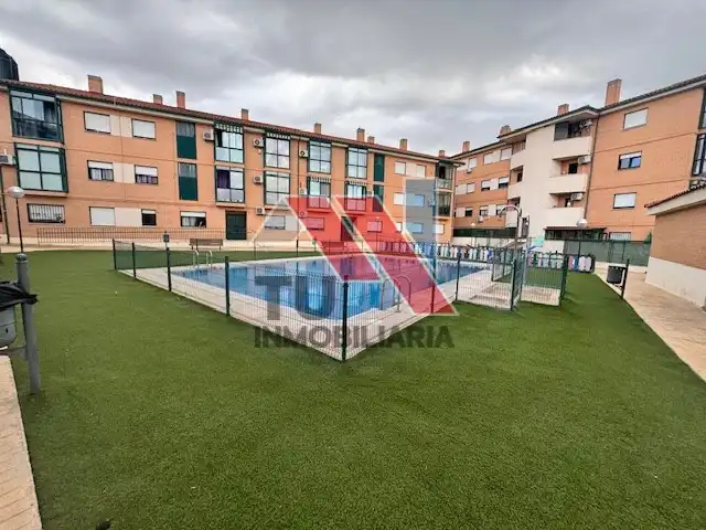 Piscina de Pis en venda en Fuensalida amb Balcó i Piscina comunitària