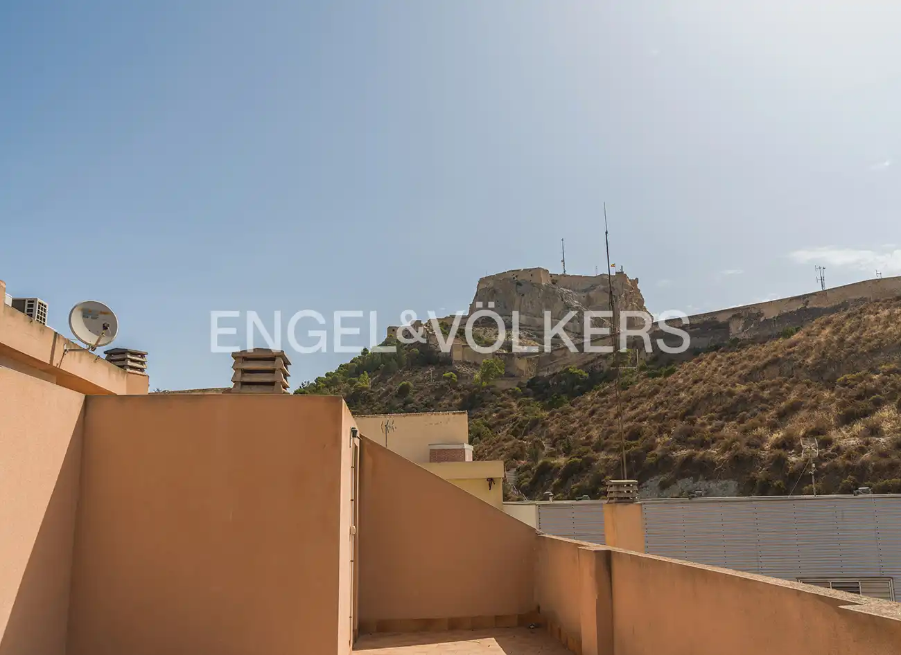 Terrace of Attic for sale in Alicante / Alacant  with Heating and Terrace