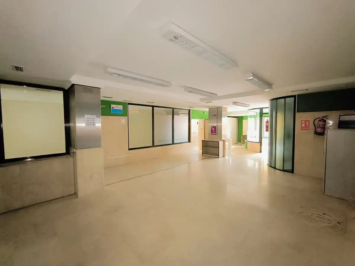 Oficina en venta en Vilagarcía de Arousa con Aire acondicionado, Calefacción y Amueblado
