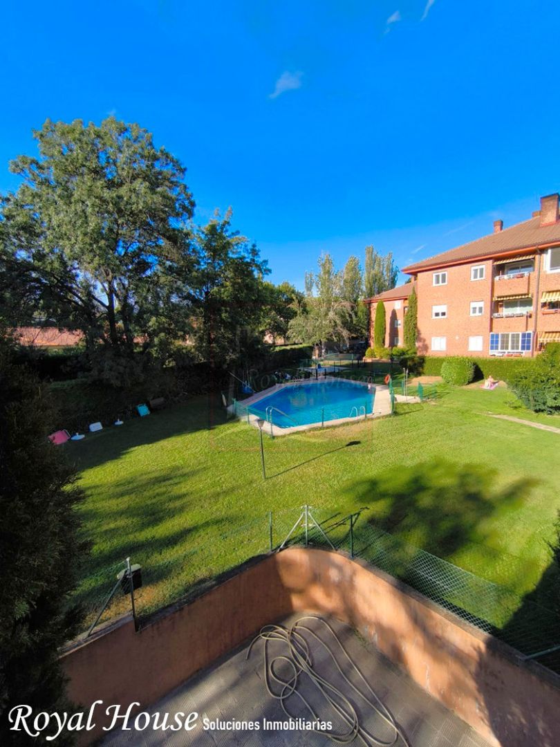 Garden of Flat for sale in El Escorial  with Heating, Terrace and Community pool