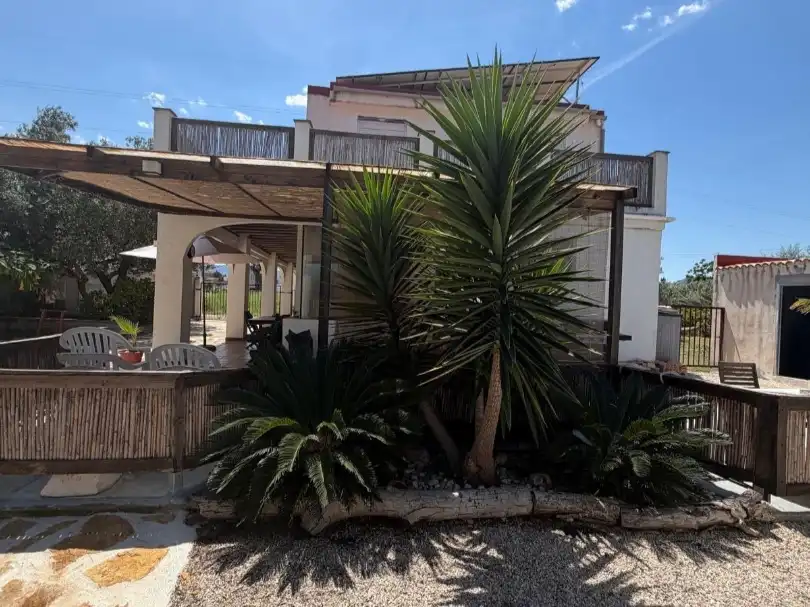 Chalet con jardín en venta en Carrer Fàtima 313