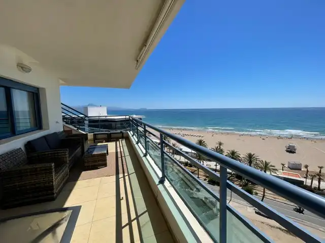 Exterior view of Attic for rent in Alicante / Alacant  with Air Conditioner, Heating and Terrace
