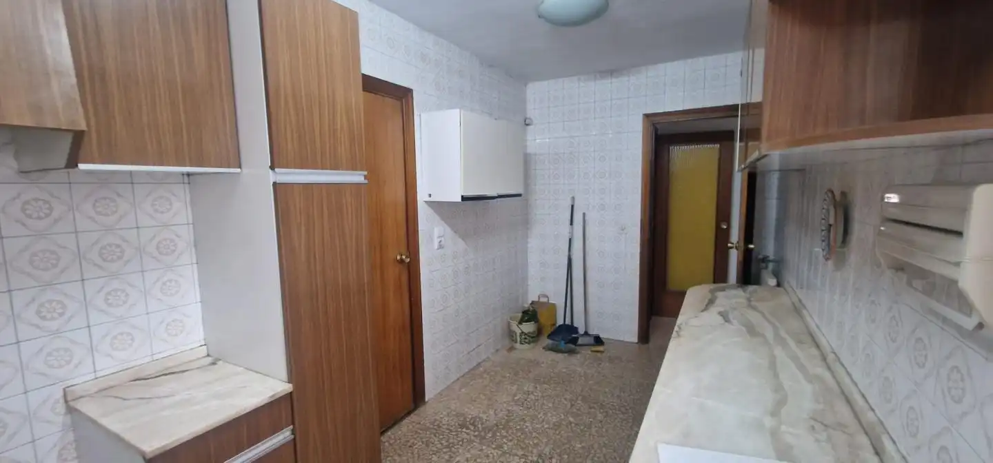 Cocina de Piso en venta en Zaragoza con Calefacción, Terraza y Trastero