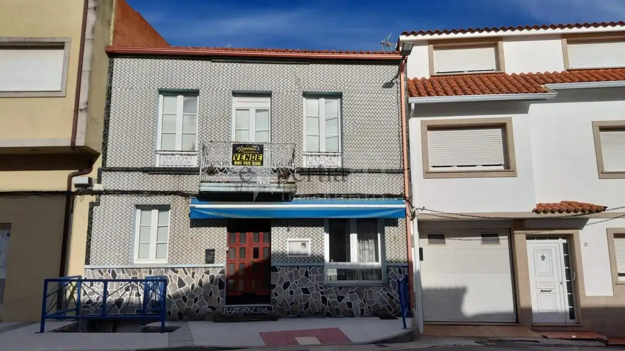 Casa amb terrassa en venda a Boiro, imagen 32