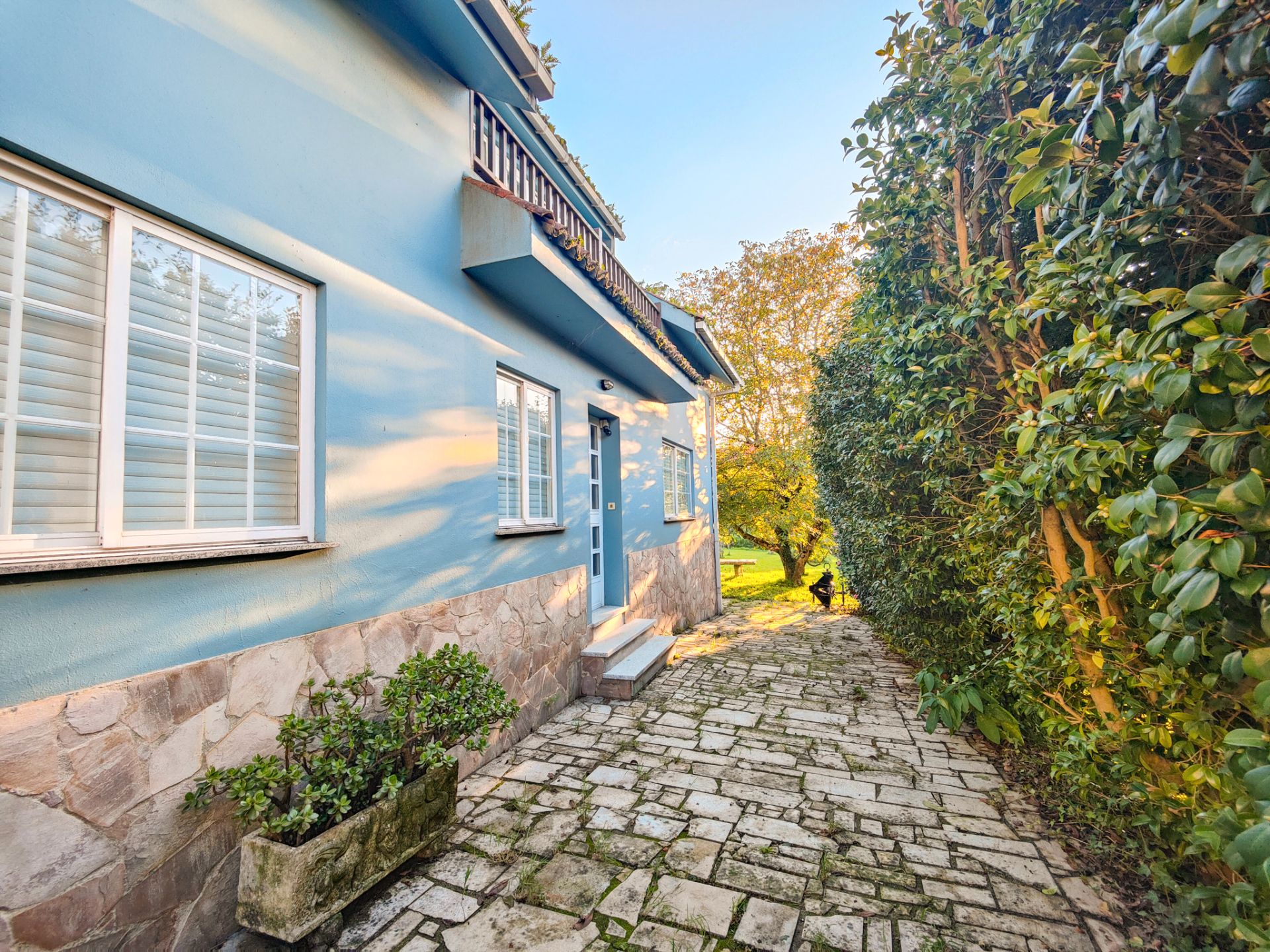 Vista exterior de Casa o xalet en venda en Rianxo amb Calefacció