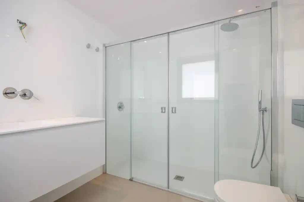 Badezimmer von Dachboden zum Verkauf in Alcúdia mit Klimaanlage, Heizung und Terrasse