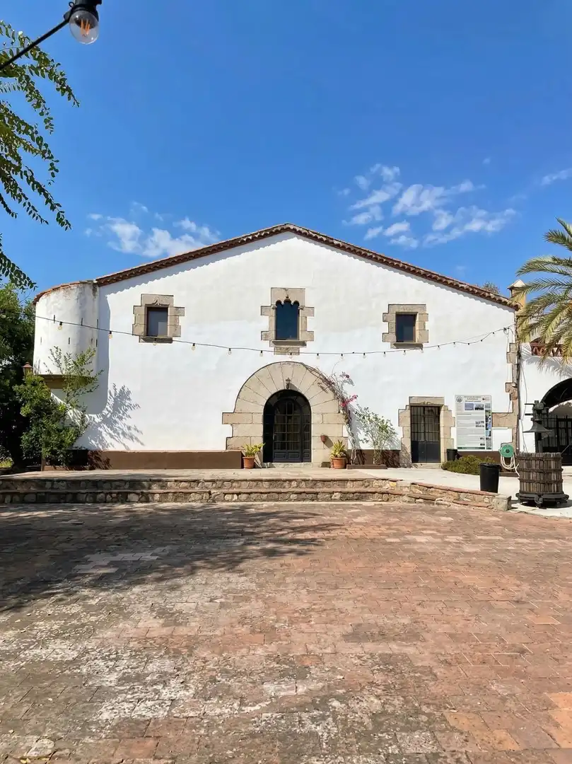 Casa rústica amb terrassa en venda a Tordera pueblo, imagen 4
